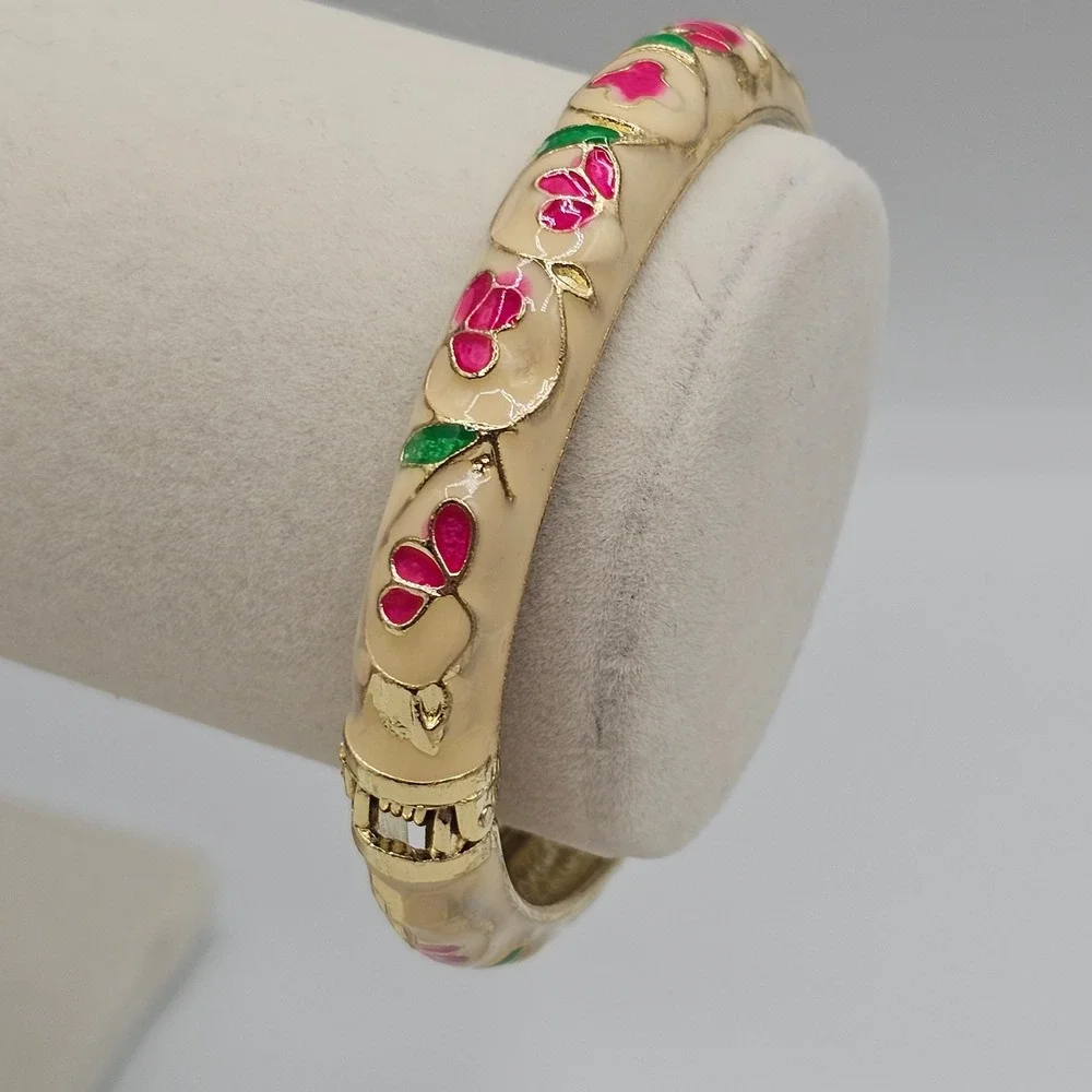Enamel Floral Clamper Bracelet Cream Pink Gold Tone Hinged 7 Inch